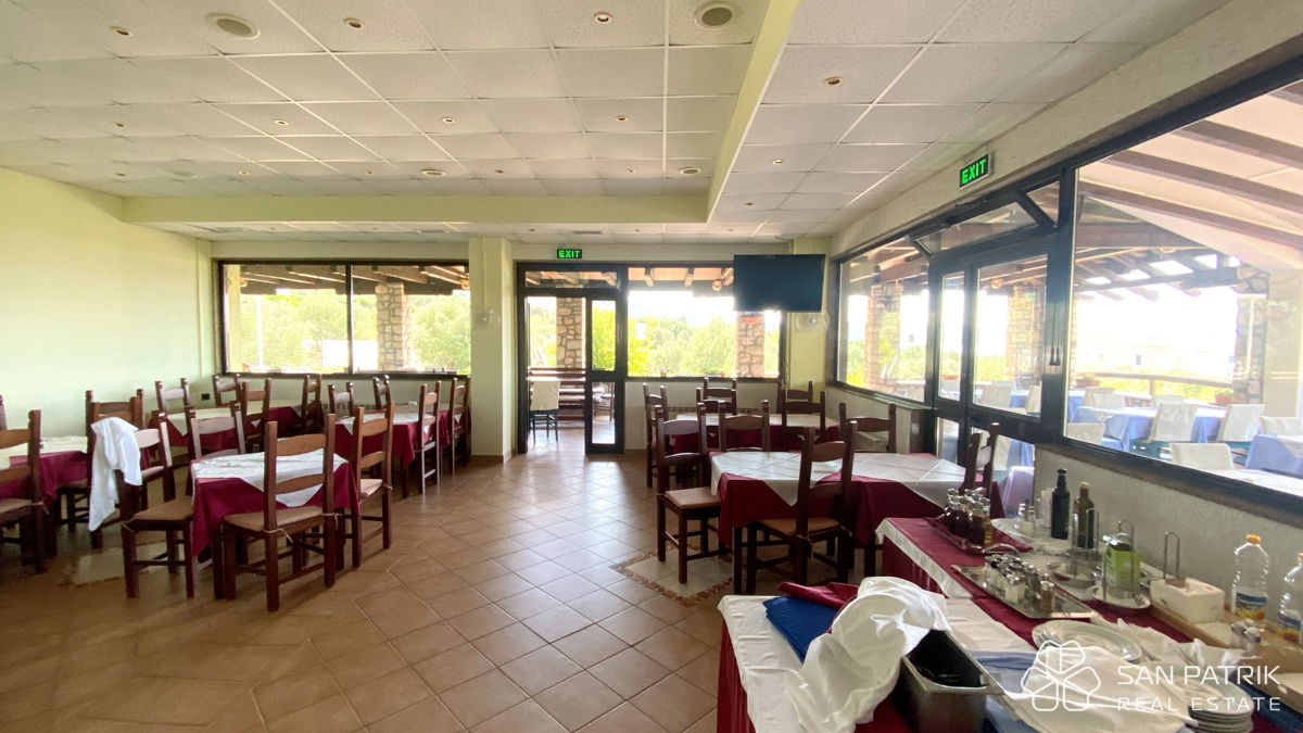 Cres: Hotel 4* con attività consolidata – opportunità di investimento