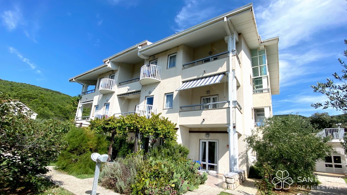 Cres: Hotel 4* con attività consolidata – opportunità di investimento