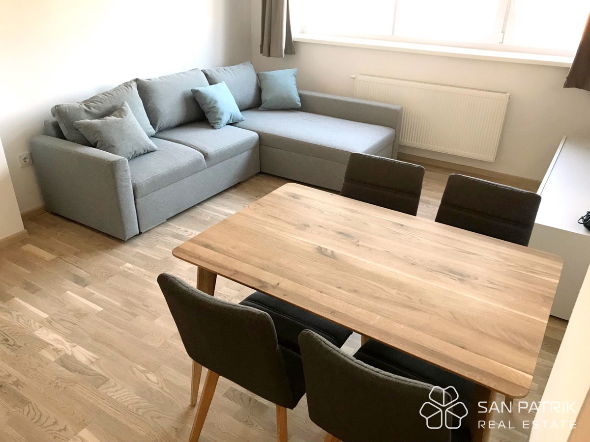 Centro - Amruševa: Appartamento trilocale con ufficio (107,87 m2) con terrazza e vista