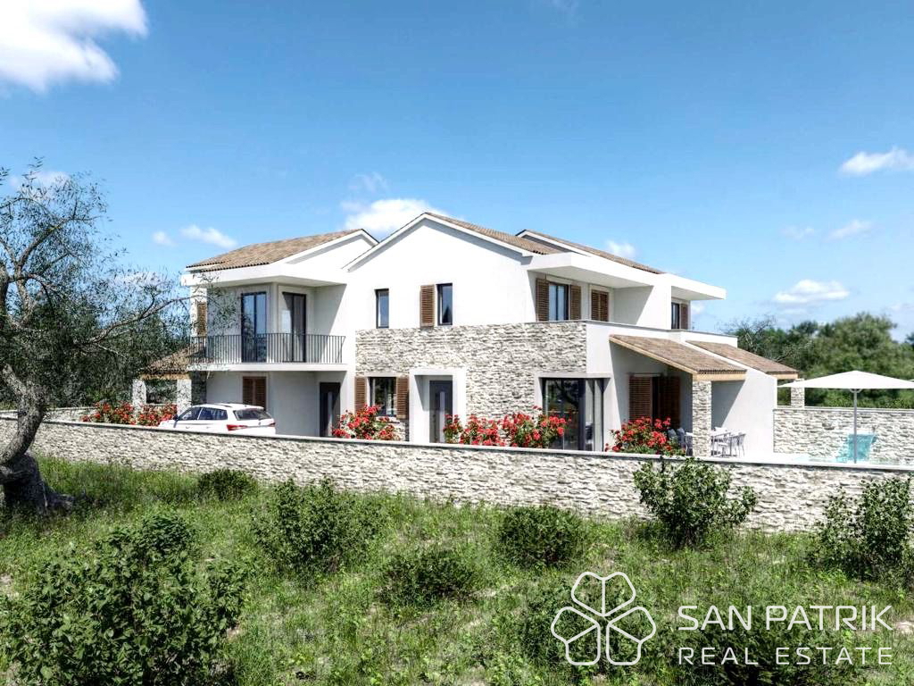 NUOVA COSTRUZIONE CON PISCINA – APPARTAMENTI SU DUE PIANI A MURTER