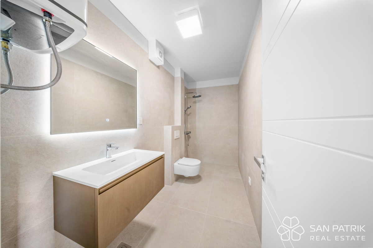 Privlaka Seafront Residences – appartamento moderno (69 m2) in prima fila sul mare