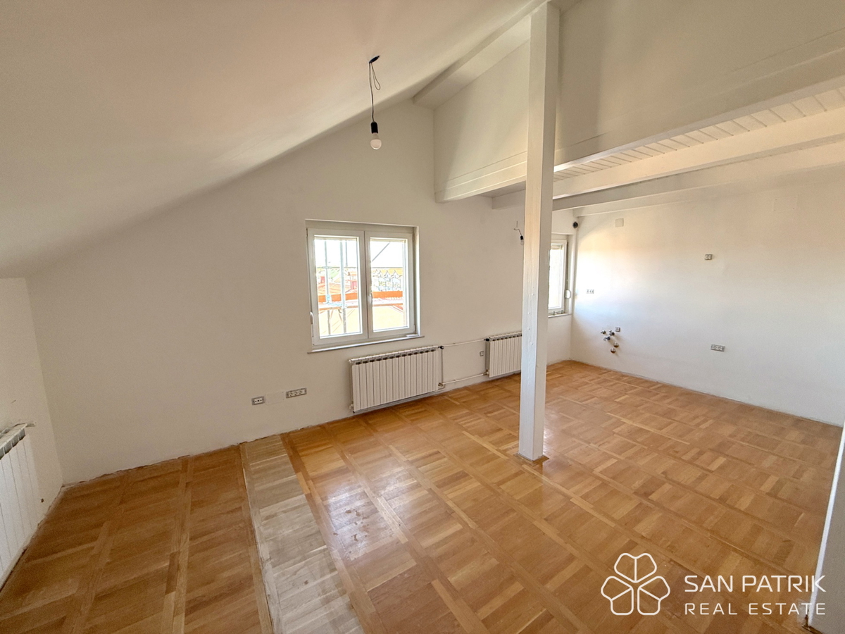 Appartamento trilocale ristrutturato vicino al capolinea Dubec – Novo Brestje