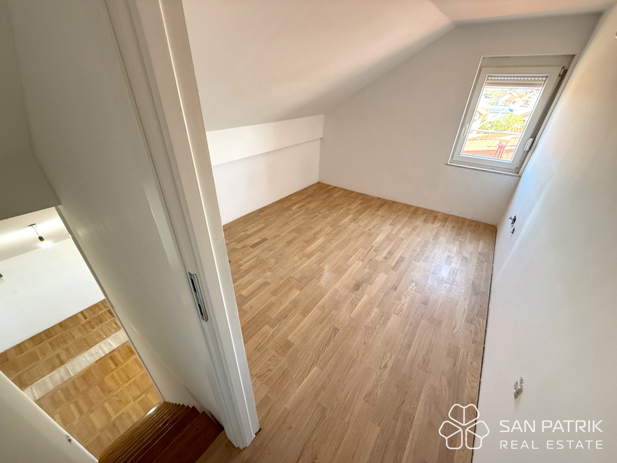 Appartamento trilocale ristrutturato vicino al capolinea Dubec – Novo Brestje