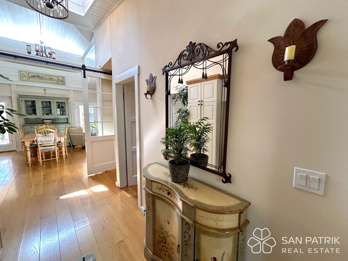 AUTENTICA VILLA DALMATICA – FUSIONE DI TRADIZIONE E TECNOLOGIA MODERNA