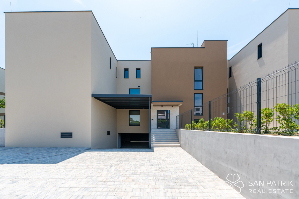 Novigrad, Istra: Residenza moderna in posizione tranquilla con vista