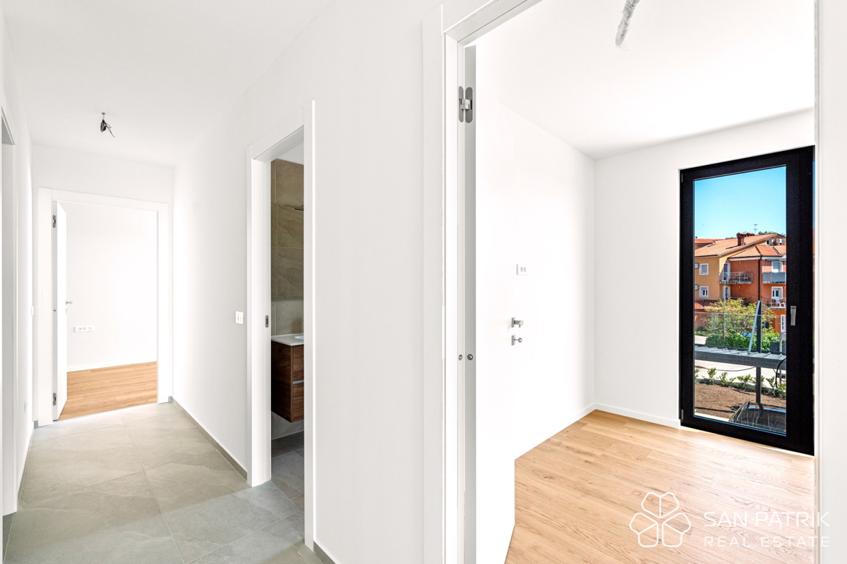 Novigrad, Istra: Residenza moderna in posizione tranquilla con vista