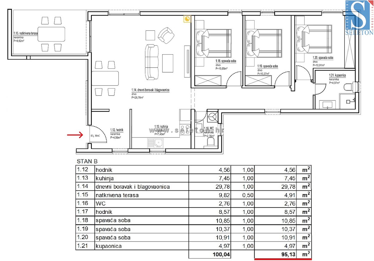 Poreč-Parenzo, nuovo appartamento di 95 m2 con giardino privato di 115 m2, a circa 800 m dal mare (in linea d'aria)