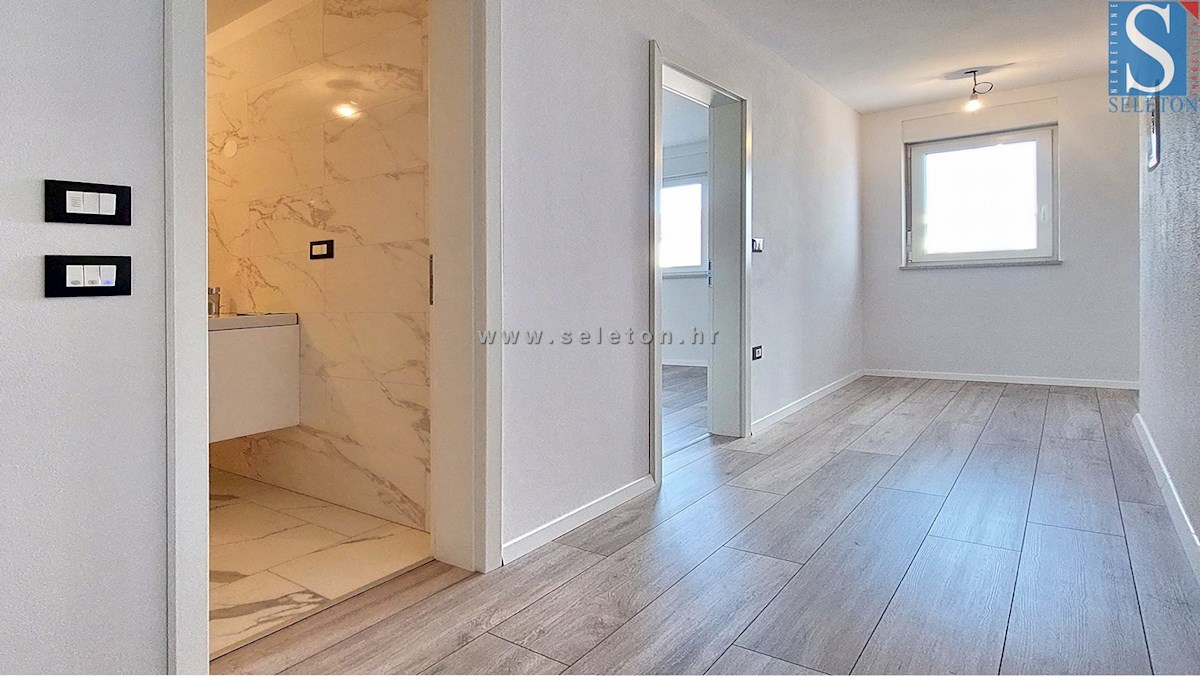 Istria, Poreč-Parenzo, nuovo appartamento di 65 m2 nelle vicinanze