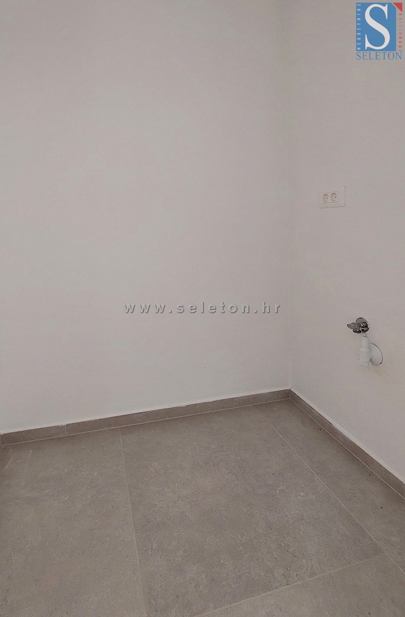 Poreč-Parenzo - dintorni, nuovo appartamento di 72 m2, 2 camere da letto, 2 posti auto