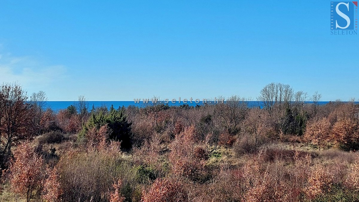 Istria, Poreč-Parenzo, nuovo appartamento di 161 m2, 2° piano, vista mare, a circa 800 m dal mare (in linea d'aria)