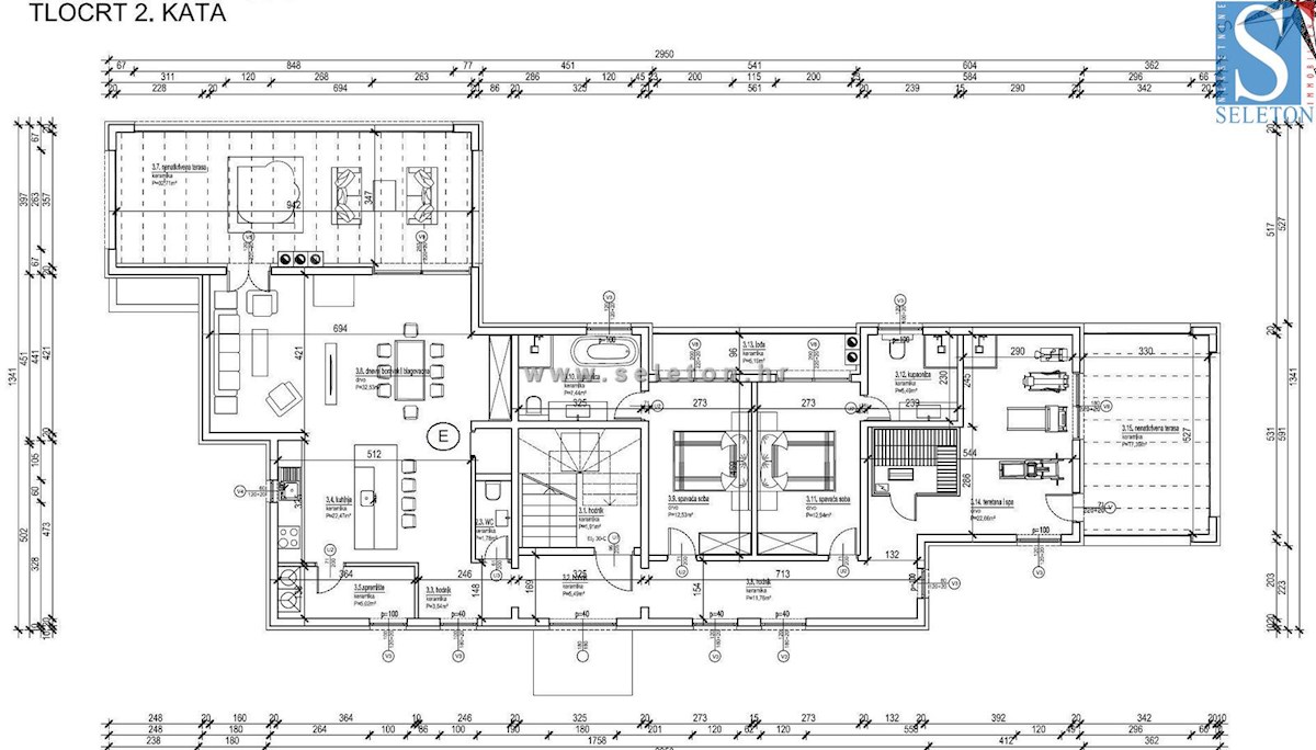 Poreč-Parenzo, appartamento in costruzione di 161 m2, 2° piano, vista mare, a circa 800 m dal mare (in linea d'aria)