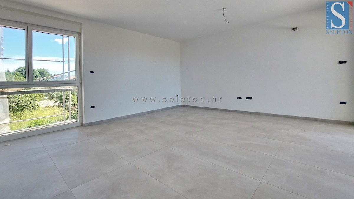 Nuovo appartamento di 67 m2 con vista mare, ASCENSORE, 2 posti auto