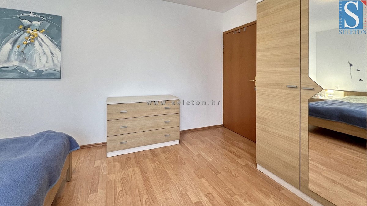 Poreč-Parenzo, casa indipendente di 160 m2 con piscina