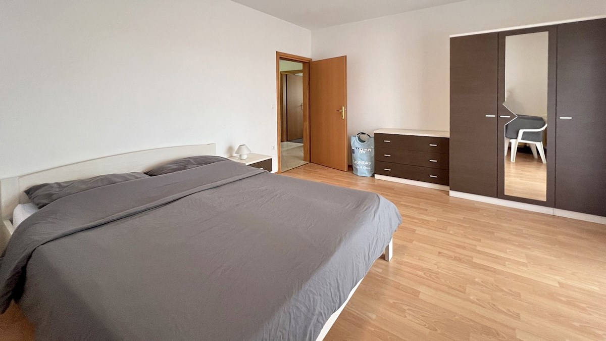 Poreč-Parenzo, casa indipendente di 160 m2 con piscina
