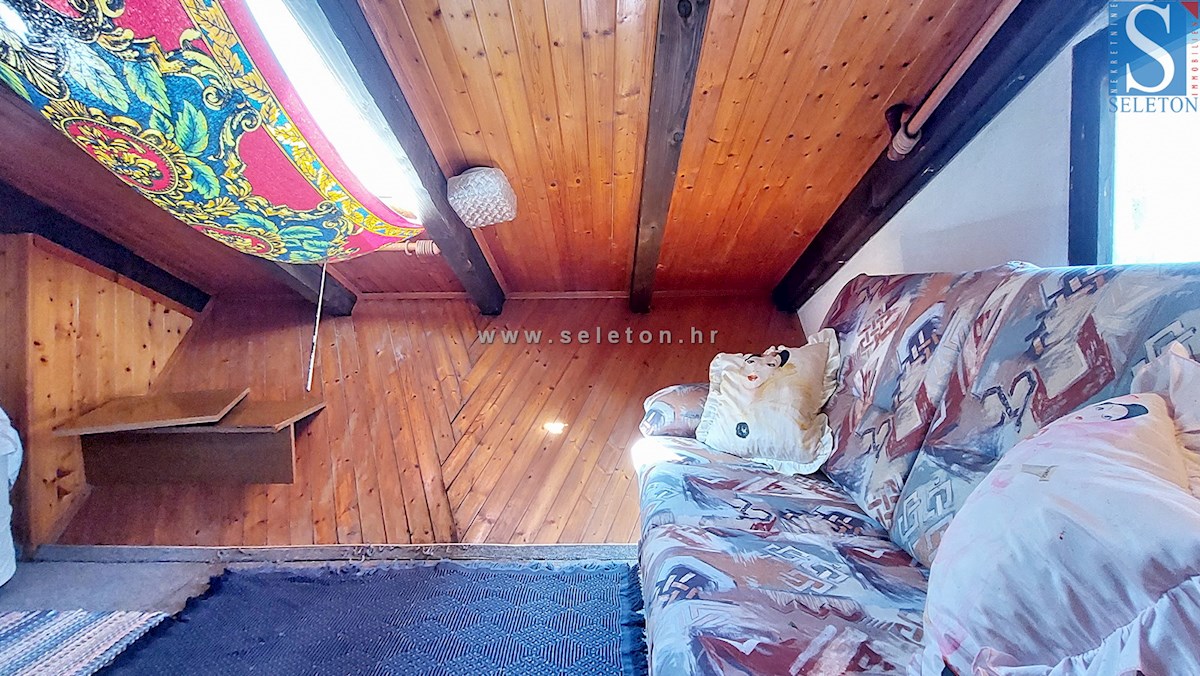 Appartamento di 38 m2 vicino al mare nella zona di Poreč-Parenzo