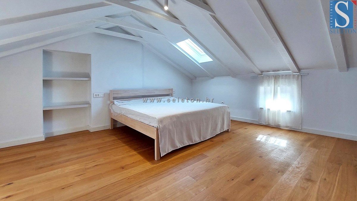 Poreč-Parenzo - dintorni, appartamento completamente ristrutturato su due piani di 85 m2