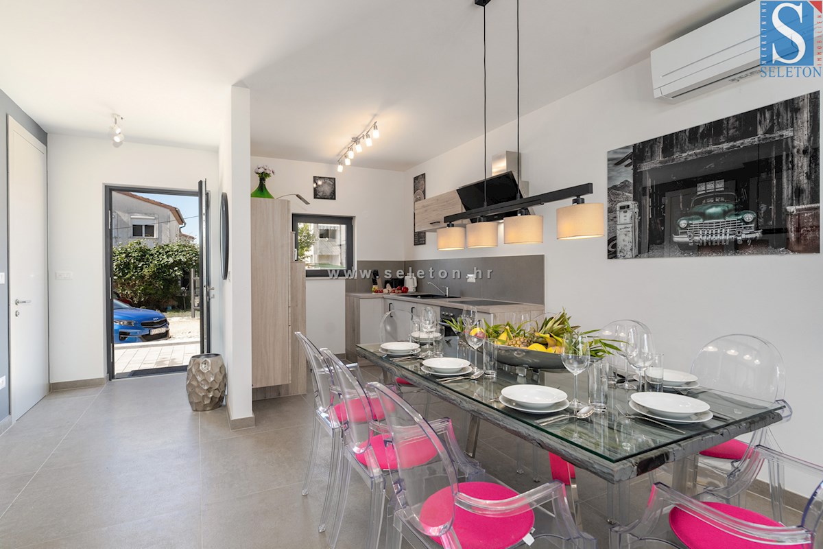 Casa a schiera di 114 m2 con piscina