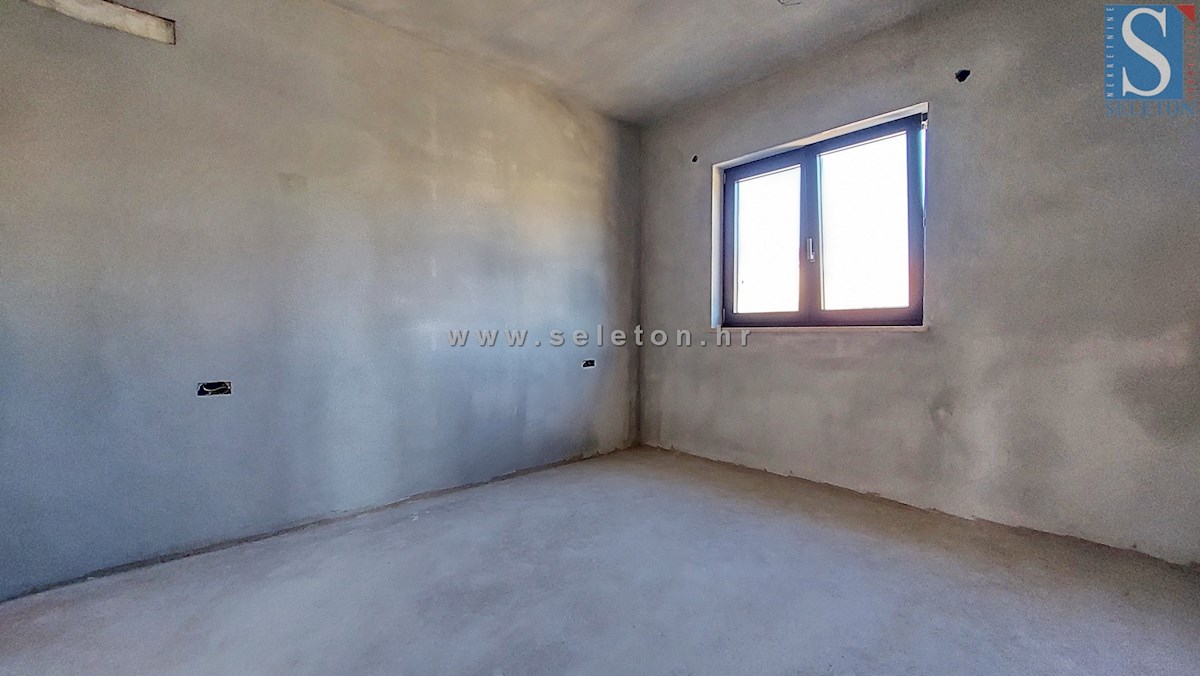 Poreč-Parenzo, nuovo appartamento di 73 m2, 1° piano - in costruzione