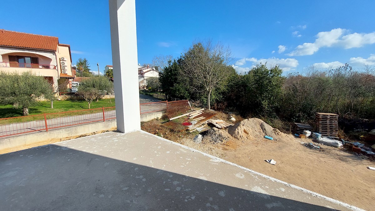 Istria, Poreč-Parenzo, nuovo appartamento di 73 m2, 1° piano - in costruzione