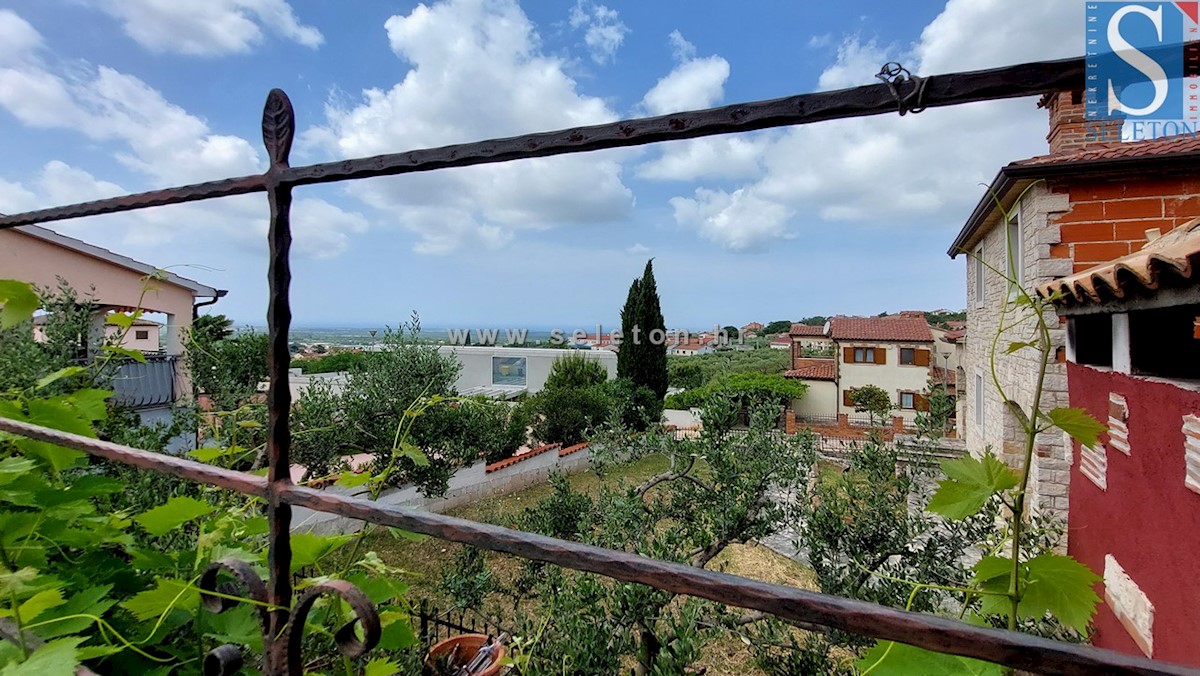 Istria - casa con piscina e vista mare vicino a Parenzo