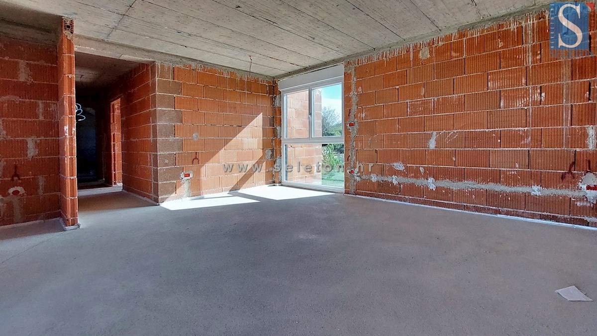 Nuovo appartamento di 67 m2 con vista mare, ASCENSORE, 2 posti auto - in costruzione