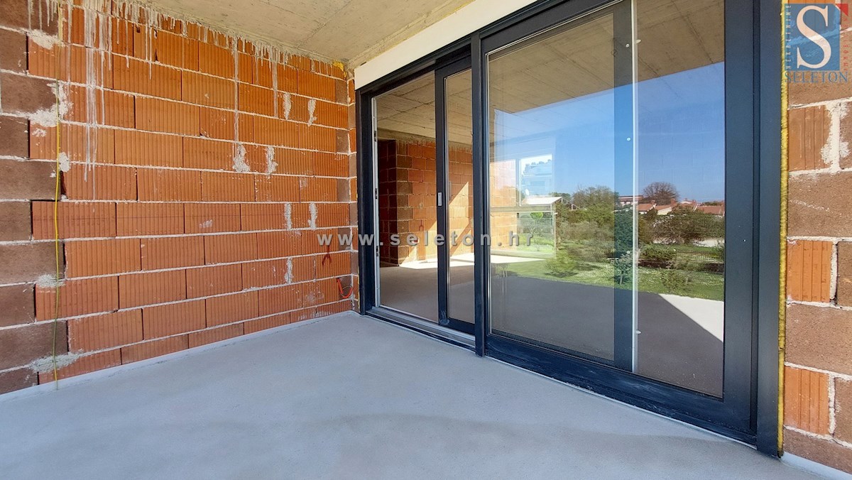 Nuovo appartamento di 67 m2 con vista mare, ASCENSORE, 2 posti auto - in costruzione