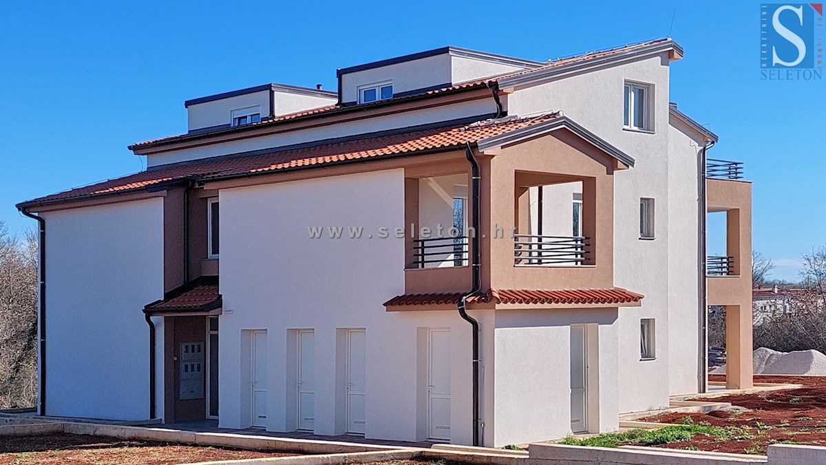 Poreč - dintorni, nuovo appartamento di 66 m2, 2 terrazze