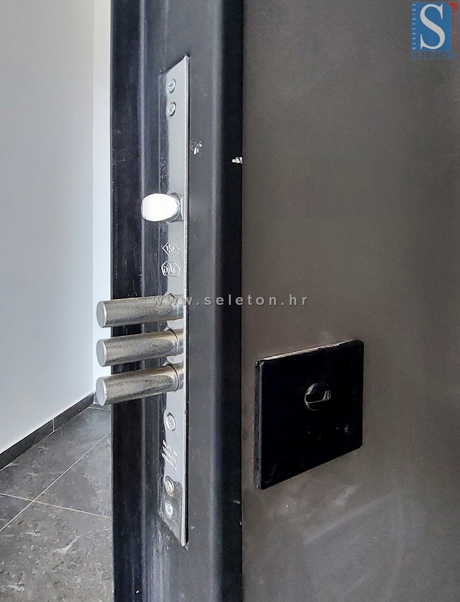 Poreč - dintorni, nuovo appartamento di 66 m2, 2 terrazze