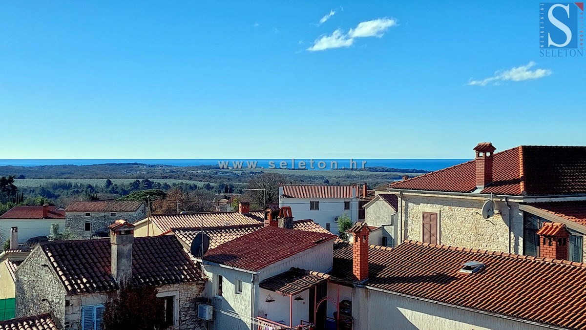 Istria, Poreč, nuovo appartamento di 67 m2 con vista mare, ASCENSORE, 2 posti auto