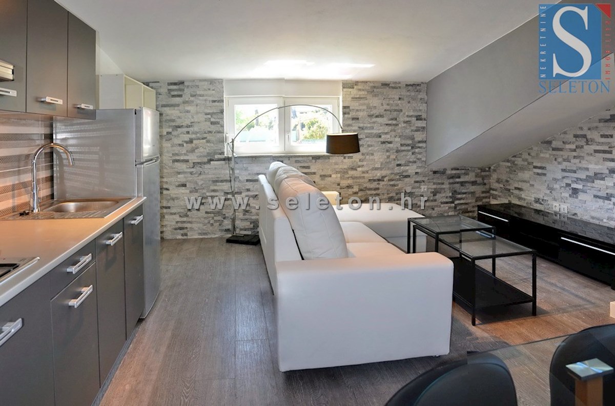 Funtana, appartamento arredato di 41 m2 con vista mare