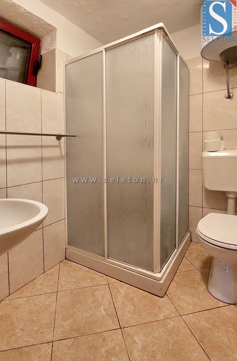 Casa di 160 m2 con piscina e vista mare vicino a Poreč-Parenzo