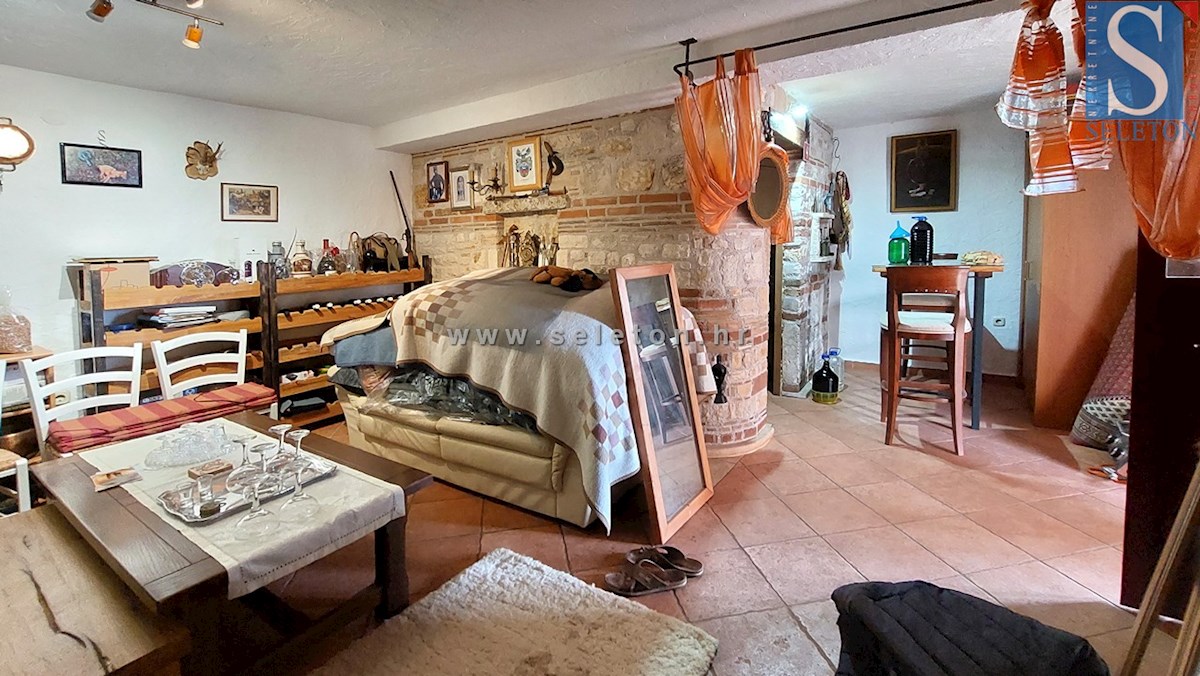 Casa di 160 m2 con piscina e vista mare vicino a Poreč-Parenzo