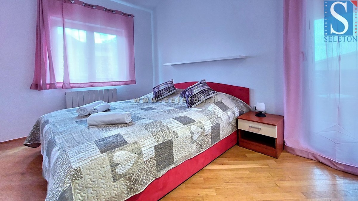 Casa di 160 m2 con piscina e vista mare vicino a Poreč-Parenzo