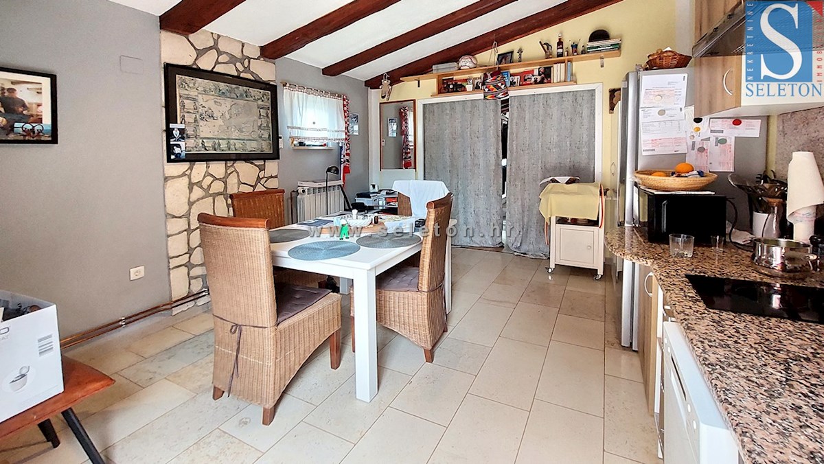 Casa di 160 m2 con piscina e vista mare vicino a Poreč-Parenzo