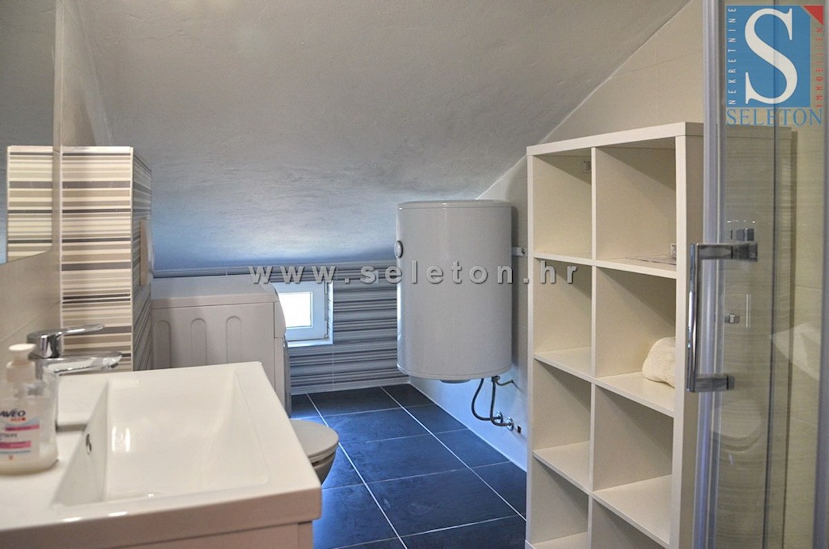 Funtana, appartamento arredato di 41 m2 con vista mare