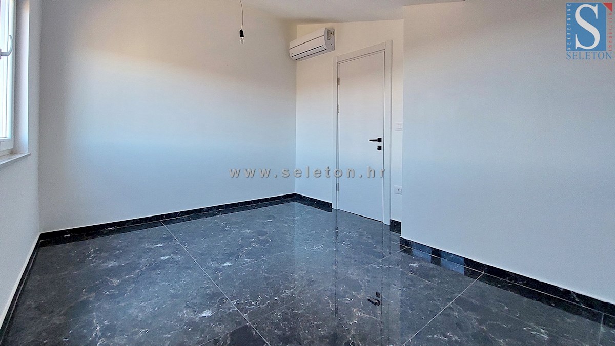 Istria, Poreč - dintorni, nuovo appartamento di 110 m2