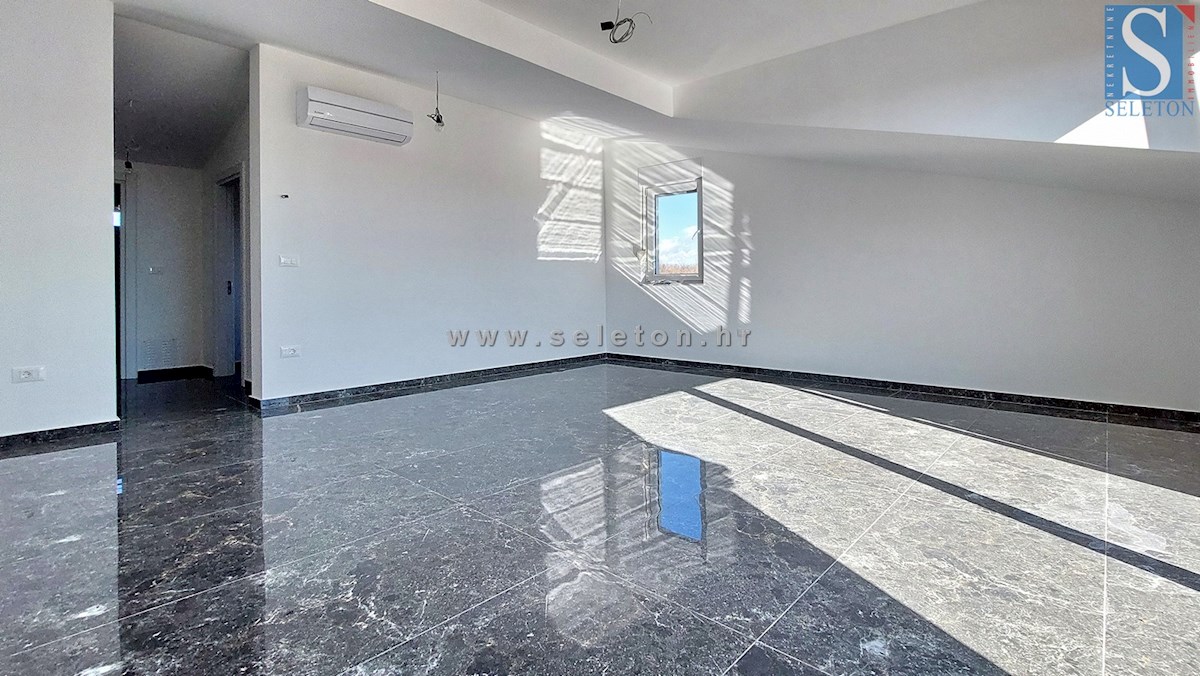 Istria, Poreč - dintorni, nuovo appartamento di 110 m2