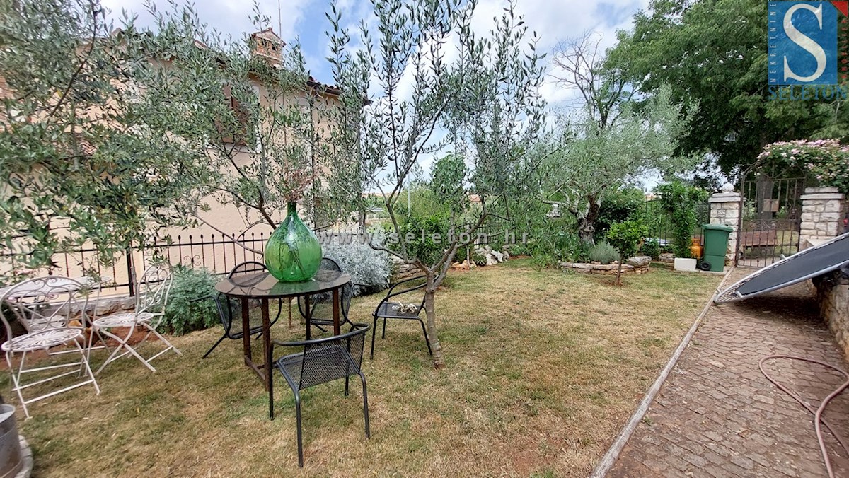 Casa con piscina e vista mare vicino a Poreč-Parenzo