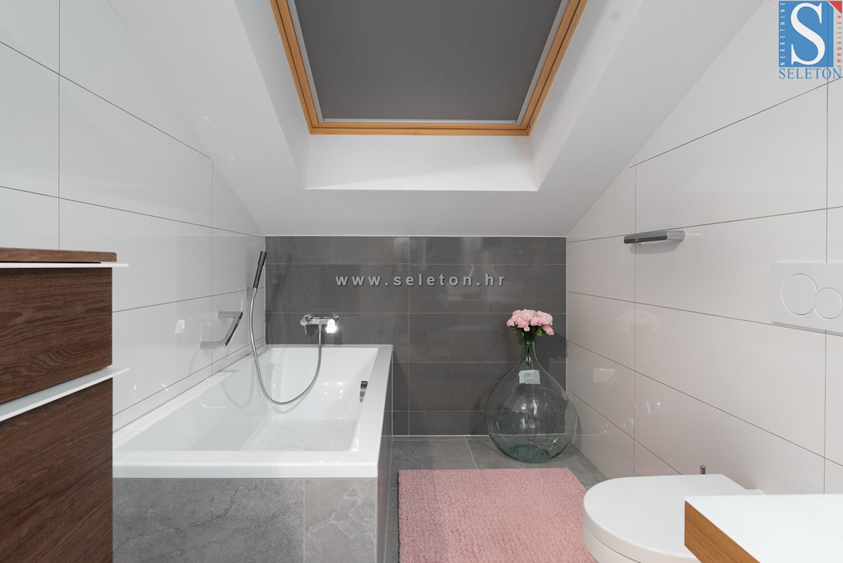 Casa a schiera di 114 m2 con piscina