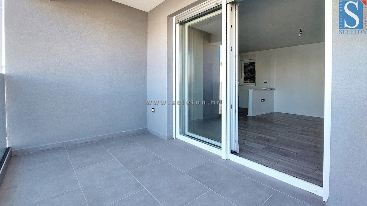 Poreč-Parenzo, nuovo appartamento di 65 m2 nelle vicinanze