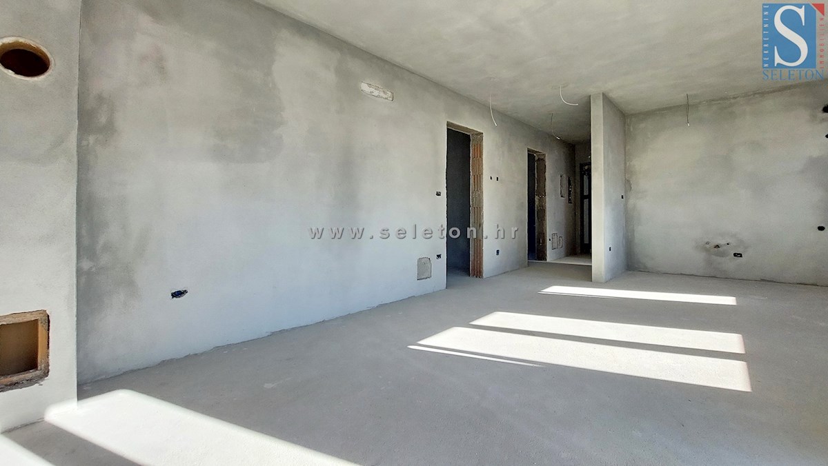 Nuovo appartamento di 66 m2 a Poreč-Parenzo, 1° piano - in costruzione