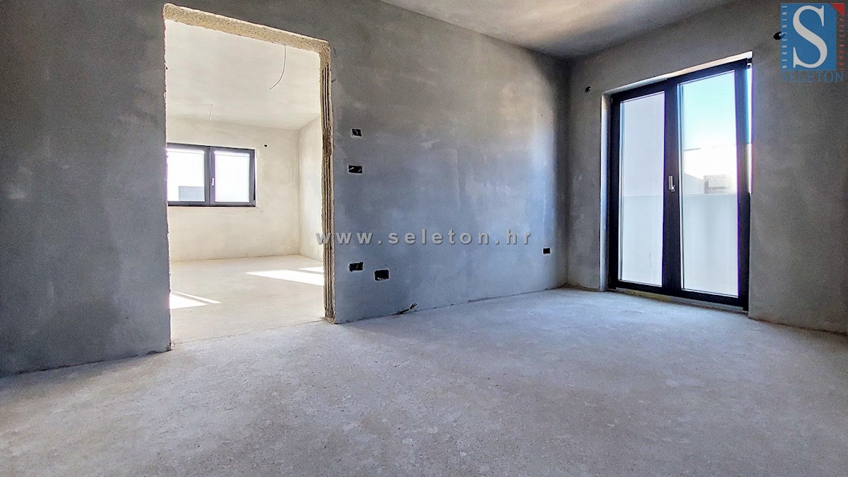 Nuovo appartamento di 66 m2 a Poreč-Parenzo, 1° piano - in costruzione