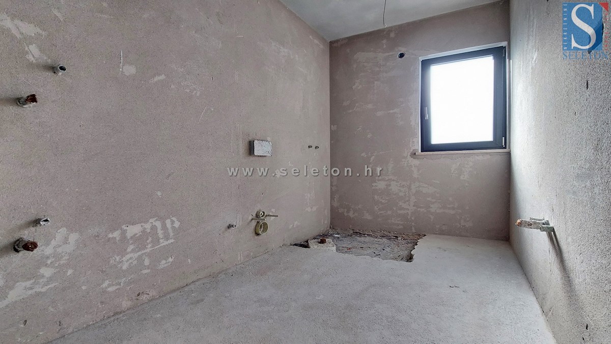 Nuovo appartamento di 66 m2 a Poreč-Parenzo, 1° piano - in costruzione