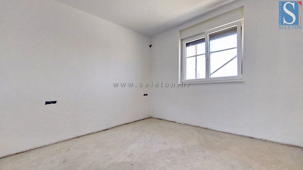 Nuovo appartamento di 67 m2 con vista mare, ASCENSORE, 2 posti auto