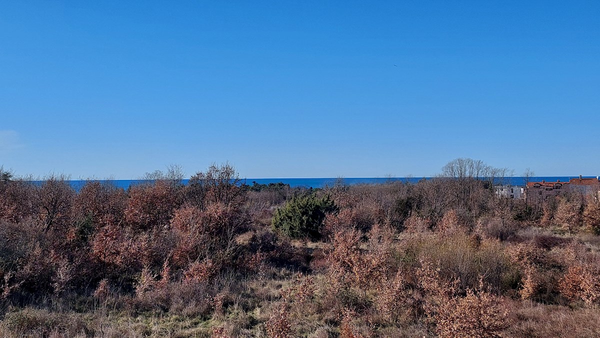 Istria, Poreč-Parenzo, nuovo appartamento di 161 m2, 2° piano, vista mare, a circa 800 m dal mare (in linea d'aria)