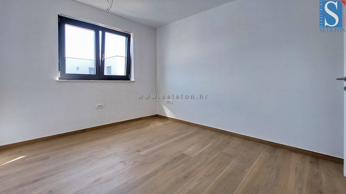 Nuovo appartamento di 64 m2 nelle vicinanze di Poreč-Parenzo, 1° piano