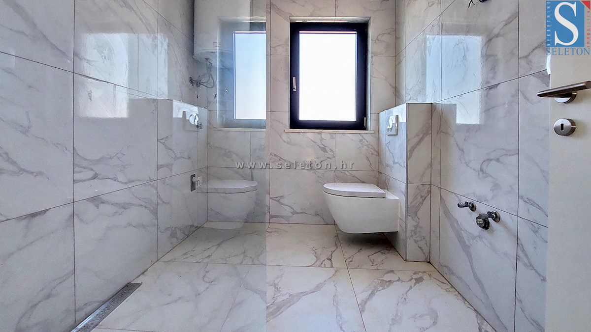 Nuovo appartamento di 64 m2 nelle vicinanze di Poreč-Parenzo, 1° piano