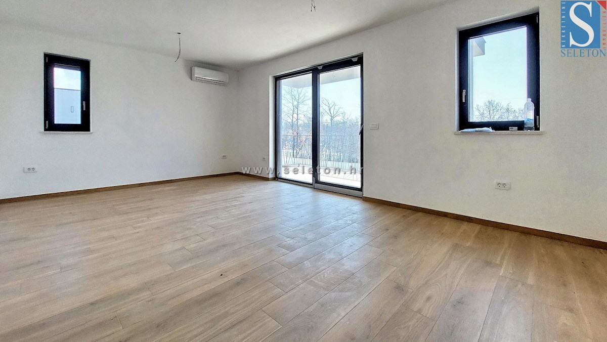 Nuovo appartamento di 64 m2 nelle vicinanze di Poreč-Parenzo, 1° piano