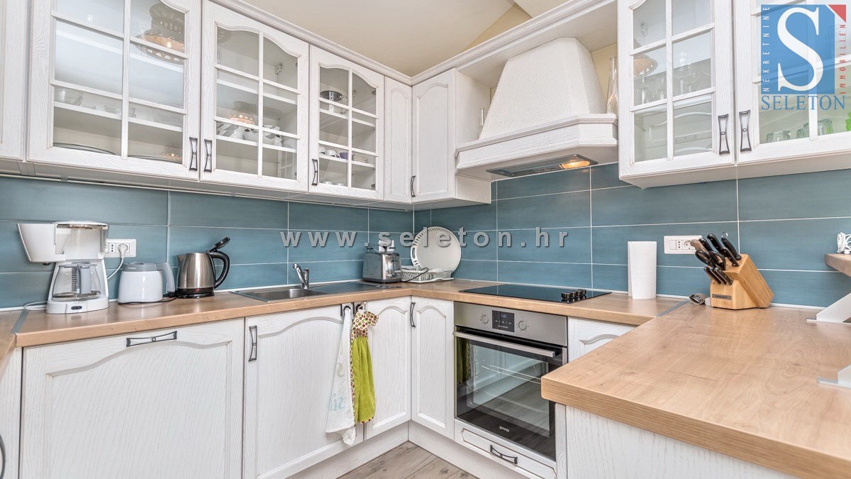 Poreč-Parenzo - dintorni, casa indipendente di 130 m2 con piscina