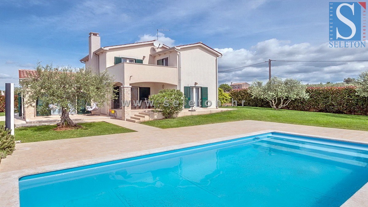 Poreč-Parenzo - dintorni, casa indipendente di 130 m2 con piscina